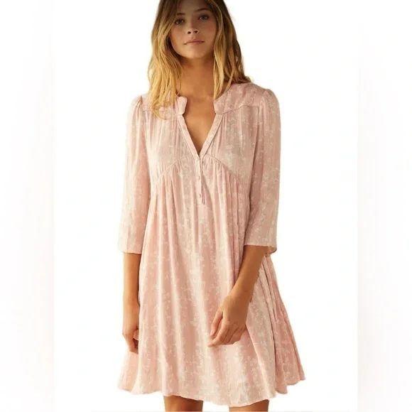 Ba$sh light pink Frezza nude short swing dress - Picture 2 of 12